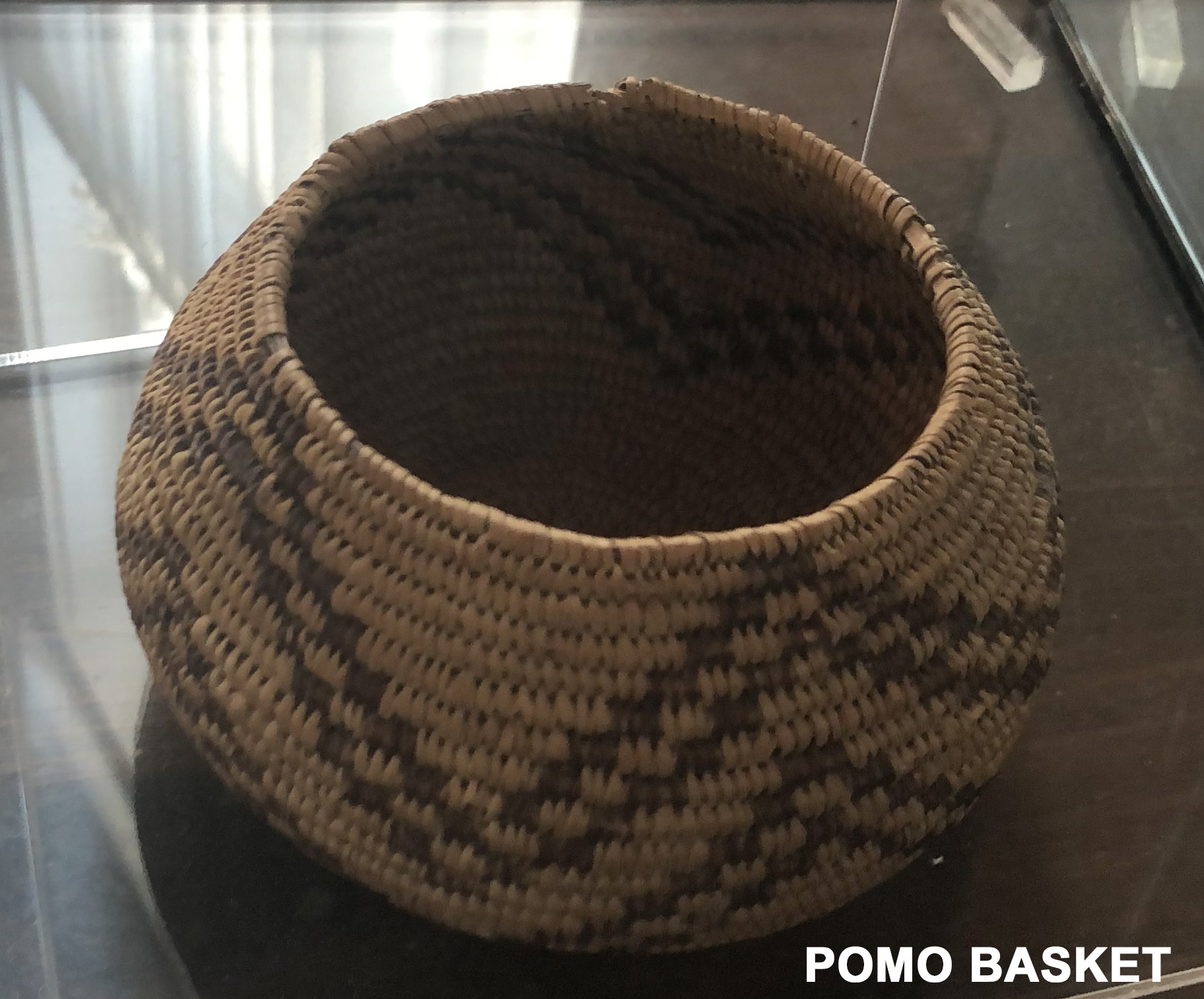 P3POMOBASKETSML.jpg